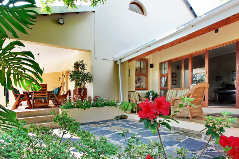 Porcupine Ridge Guest Lodge - Gallery